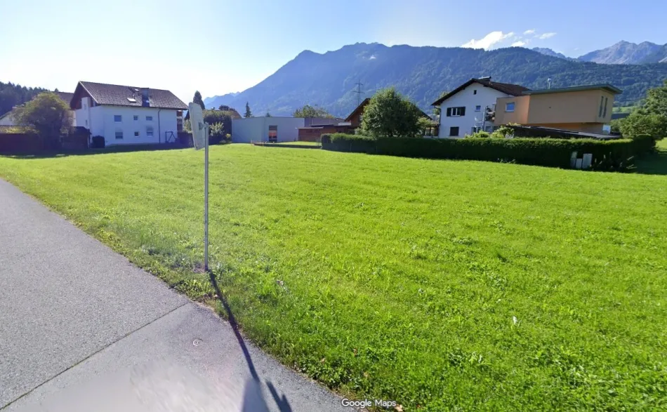 Traumhaftes Grundstück in Schlins - Titelbild