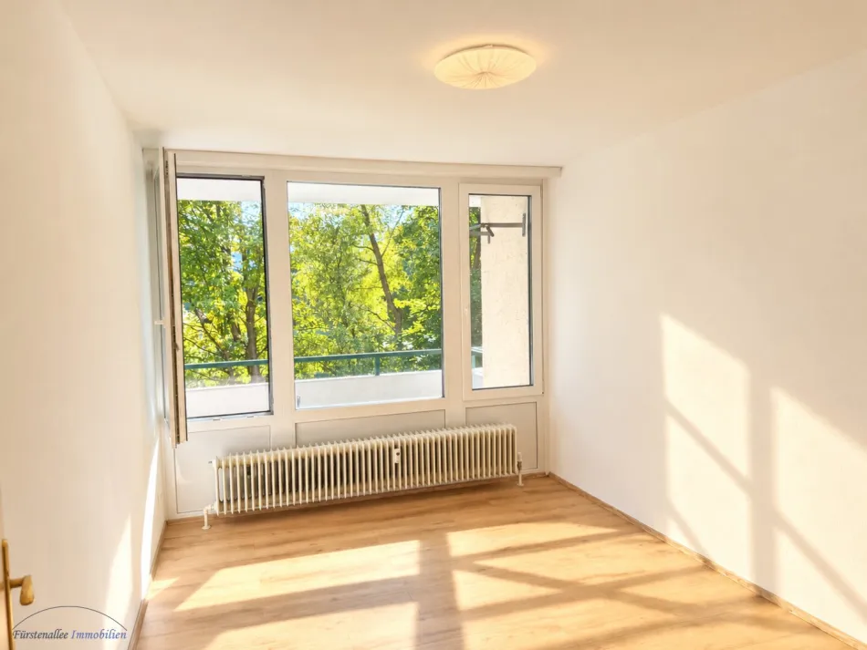 Zu Fuß auf die UNI - NAWI - MIETE SALZBURG-STADT - Topstadtteil NONNTAL: Hofhaymer Allee 17 115 m² 5-Zimmer-Wohnung - inkl. 9 m² Ost-Loggia - ideal/gerne auch als Wohngemeinschaft/WG für Studierende - Bild