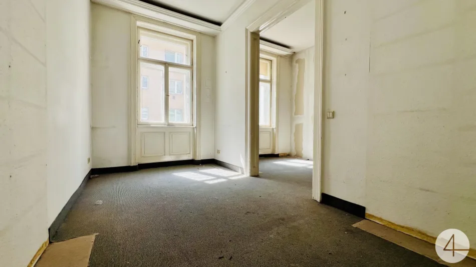 Sanierungsbedürftige 2-Zimmer-Altbauwohnung im Alsergrund - Titelbild