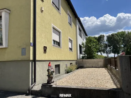 Musikantenviertel! Einfamilienhaus in Wiener Neustadt mit Garten, Garage & 2 Terrassen!