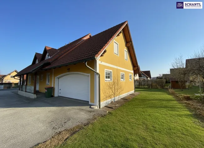 SONNENLAGE - Neuwertiges ca. 160m2 großes Traumhaus mit idyllischem Garten + Terrasse, 2 Garagen & Top-Ausstattung in Ruhelage - Bild