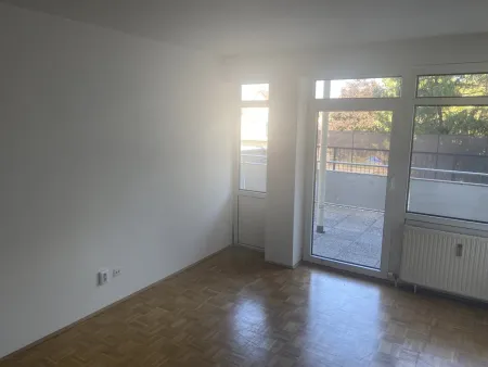 2- Zimmer Wohnung mit Balkon