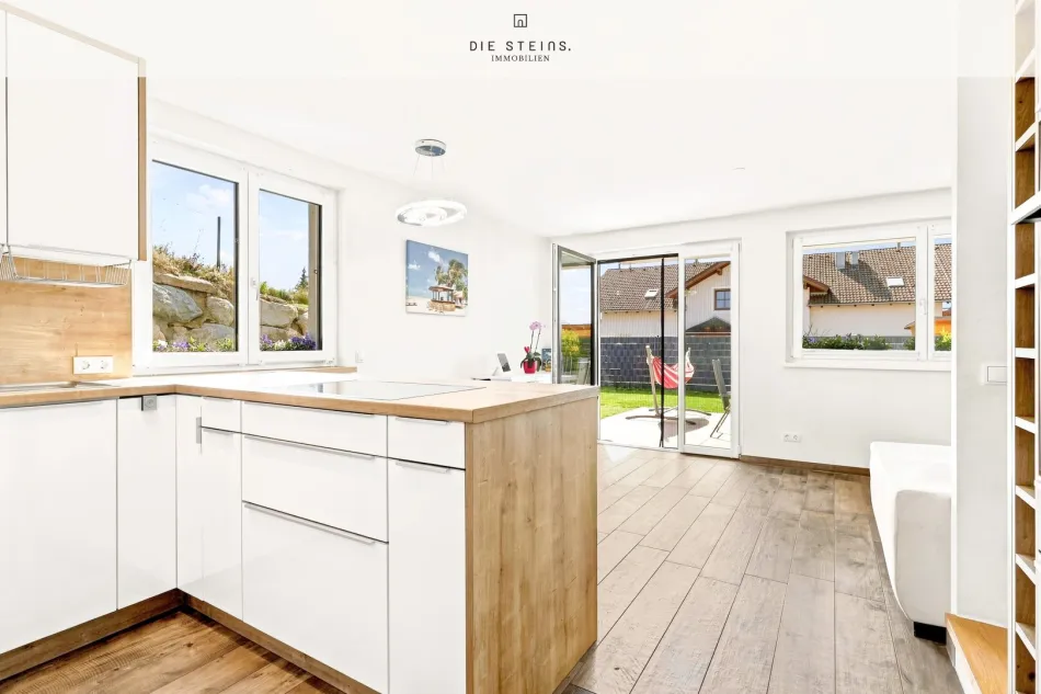 Familien-Maisonette mit großem Privatgarten und Weitblick - Bild