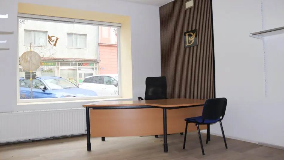 Kompaktes ca. 44 m² großes Geschäftslokal in Innsbrucker Zentrallage zum Kauf - Bild