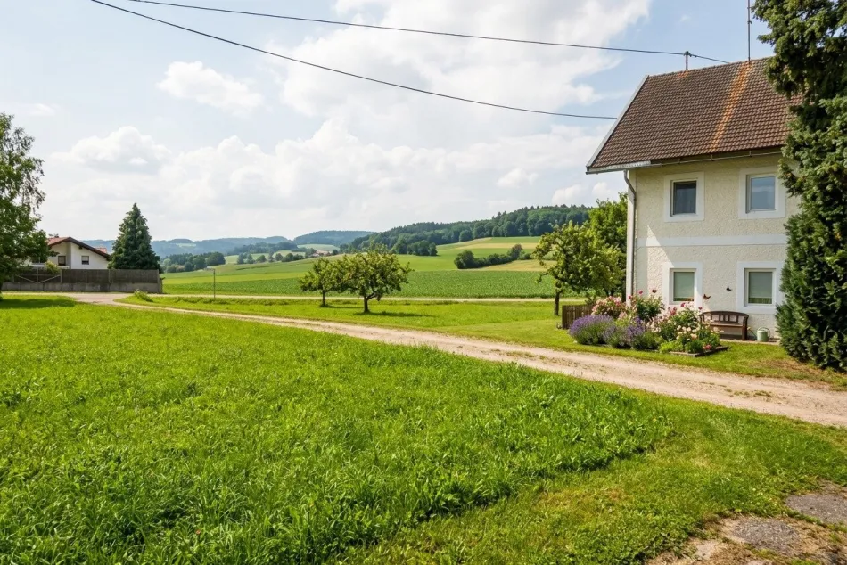 Betriebsbaugrund werbewirksam gelegen - inklusive Bestandsgebäude (Büro/Lager/Betriebswohnung) - Bild