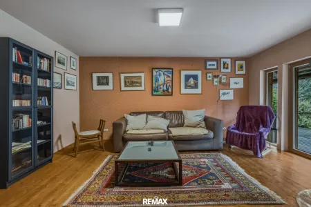 OG Wohnzimmer + Kamin
