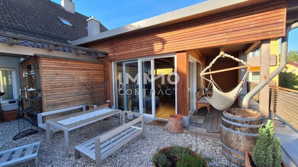 Exklusive Dachgeschosswohnung mit großer Terrasse, Sauna und zwei Eigentumsparkplätzen im Zentrum von Wieselburg - Titelbild