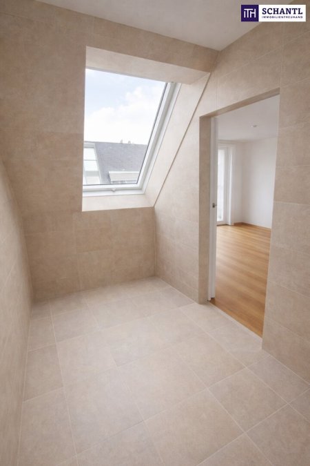 Wohnen über den Dächern – Stilvolle Dachgeschoss-Maisonette mit 2 Schlafzimmern, 2 Bädern, Klimaanlage & effizienter Luftwärmepumpe