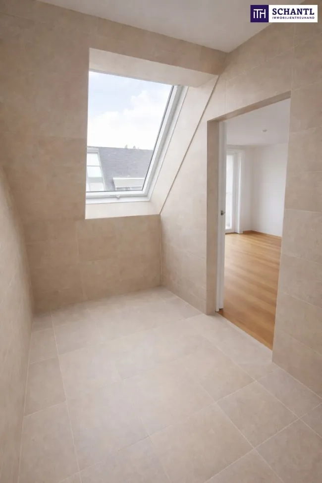 Wohnen über den Dächern – Stilvolle Dachgeschoss-Maisonette mit 2 Schlafzimmern, 2 Bädern, Klimaanlage & effizienter Luftwärmepumpe - Bild