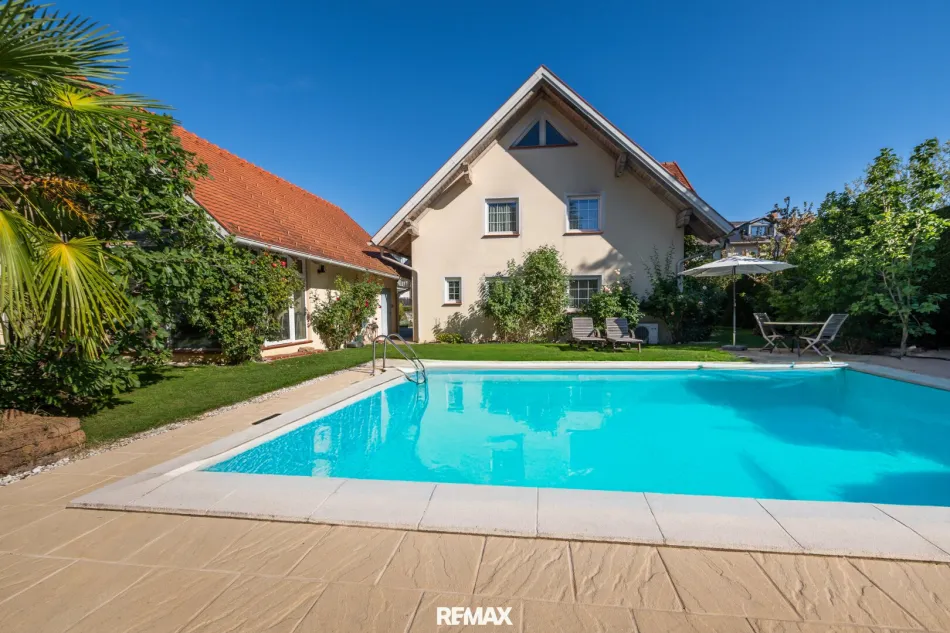 Juwel mit Pool