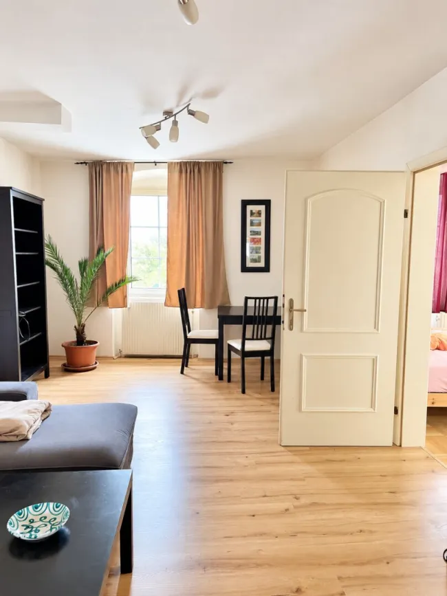 Attraktive Wohnung in bester Zentrumslage von Neunkirchen - Titelbild