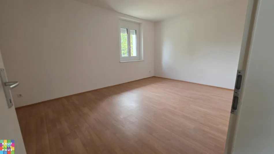 NÄHE BAHNHOF! 2 ZIMMER-WOHNUNG! - Bild