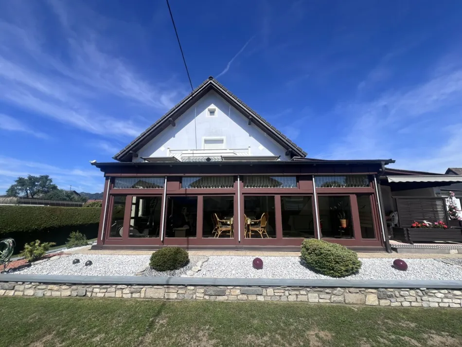 gepflegtes Einfamilienhaus mit Wintergarten, Terrasse & Garage in beliebter Lage von Hetzendorf - Bild