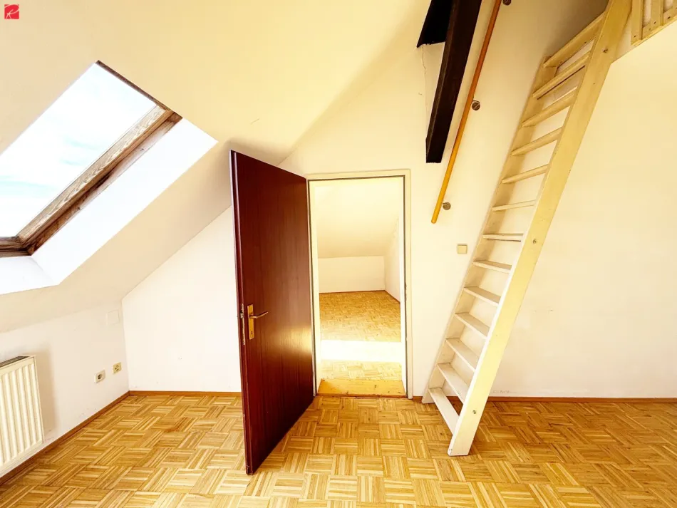 Helle Altbau-Dachgeschosswohnung mit Charakter in Geidorf! - Bild