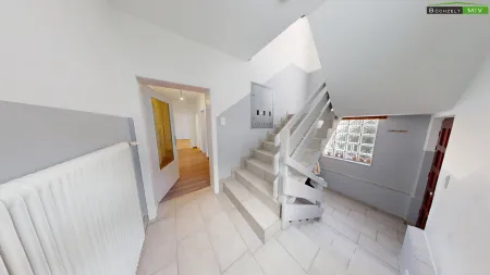 Stiegenhaus EG