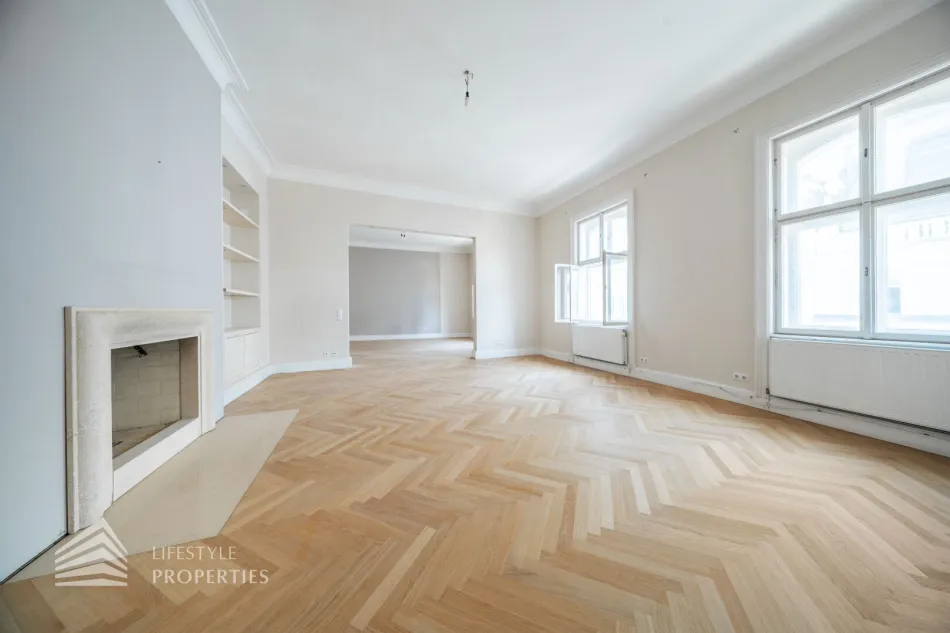 Exklusive 4-Zimmer-Altbau Nähe Oper - Titelbild