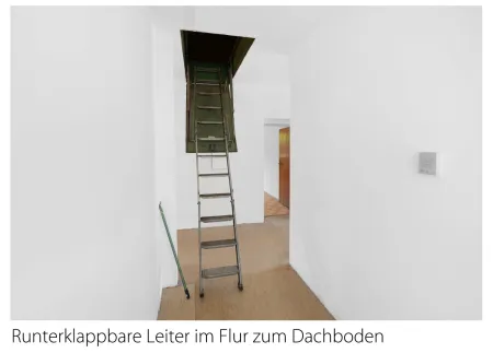 Klappleiter zum Dachboden