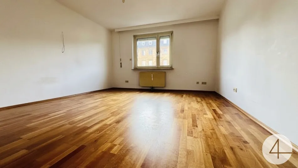 digitales Anbotsverfahren - 300m zur U1 - 4 Zimmerwohnung - Entwicklungspotenzial - 16 Minuten zum Stephansplatz - Top Infrastruktur - Titelbild