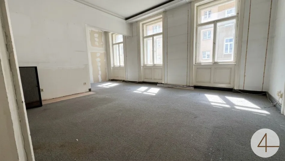 U4 ums Eck - sanierungsbedürftige 3-Zimmer-Altbauwohnung im Alsergrund - Seitenstraße Ruhelage - Bild