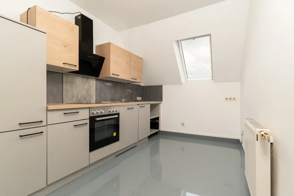 Sonnige 3-Zimmer-Wohnung mit Loggia in Hainburg an der Donau - Titelbild