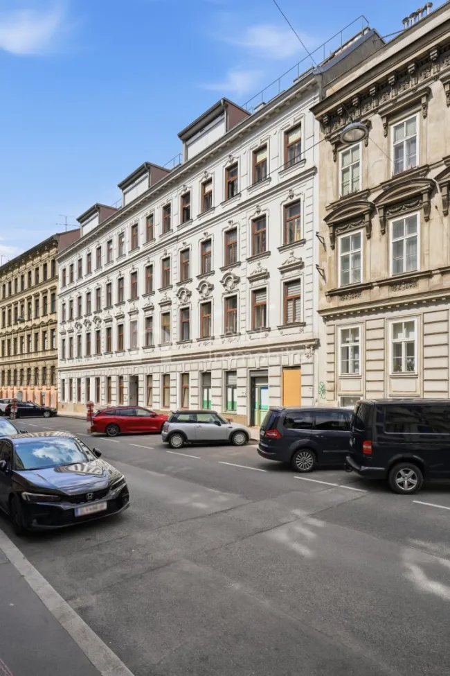 Zwei Häuser, ein Ensemble | Altbau mit Lift und Innenhöfen im Fünfzehnten - Bild