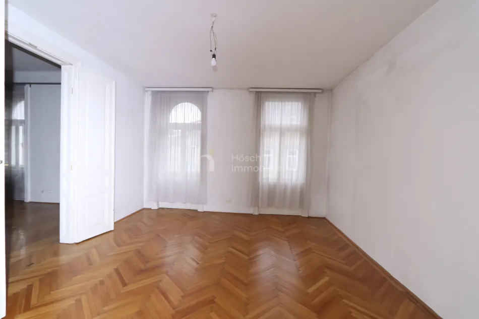 Zwei Häuser, ein Ensemble | Altbau mit Lift und Innenhöfen im Fünfzehnten - Bild