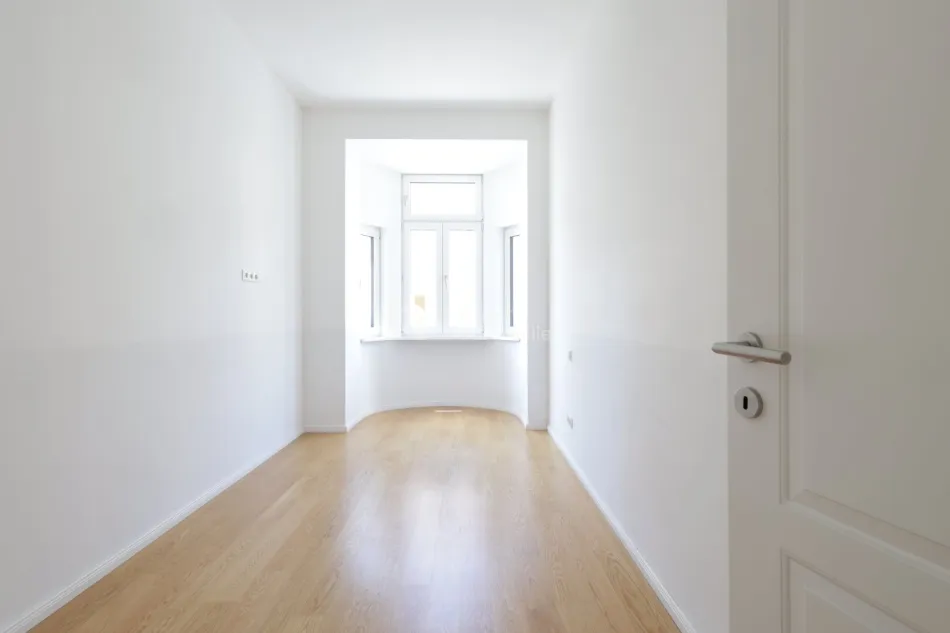 Zwei Häuser, ein Ensemble | Altbau mit Lift und Innenhöfen im Fünfzehnten - Titelbild