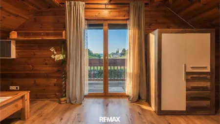 Schlafzimmer mit Balkon