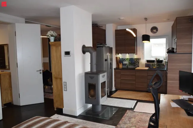 ​Architektonisches Statement am Waldrand: Luxus, Natur & Smarthome - Bild