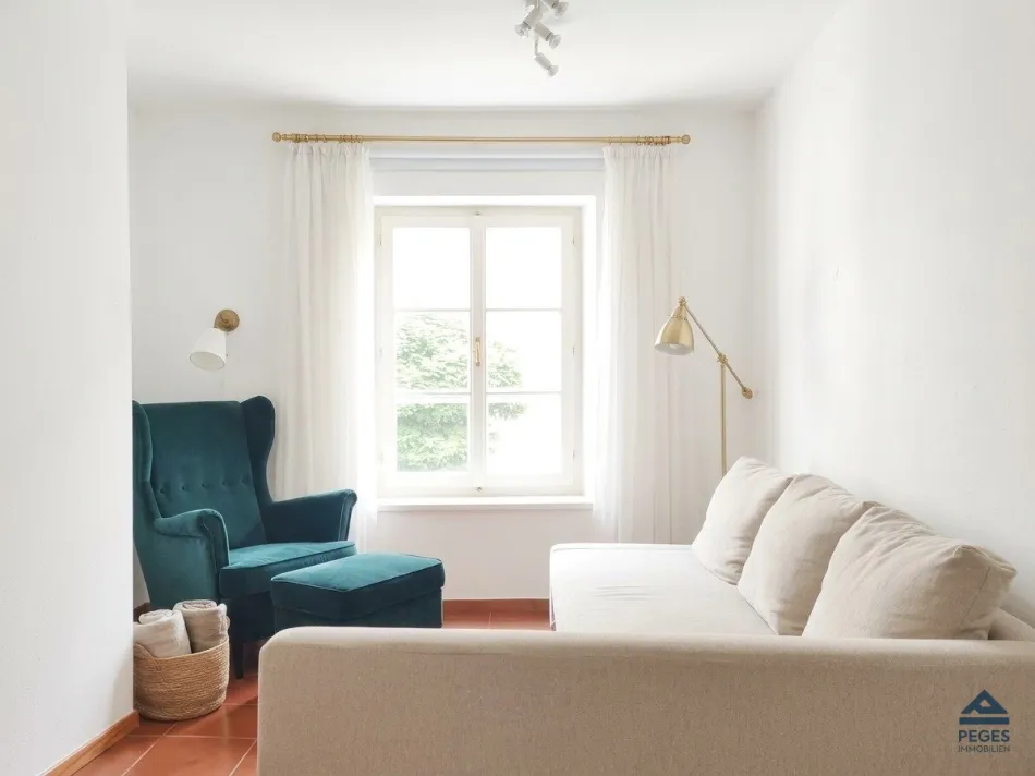 Ankommen und Wohnen: Möblierte 2-Zimmer-Wohnung in Altstadt-Lage - Bild