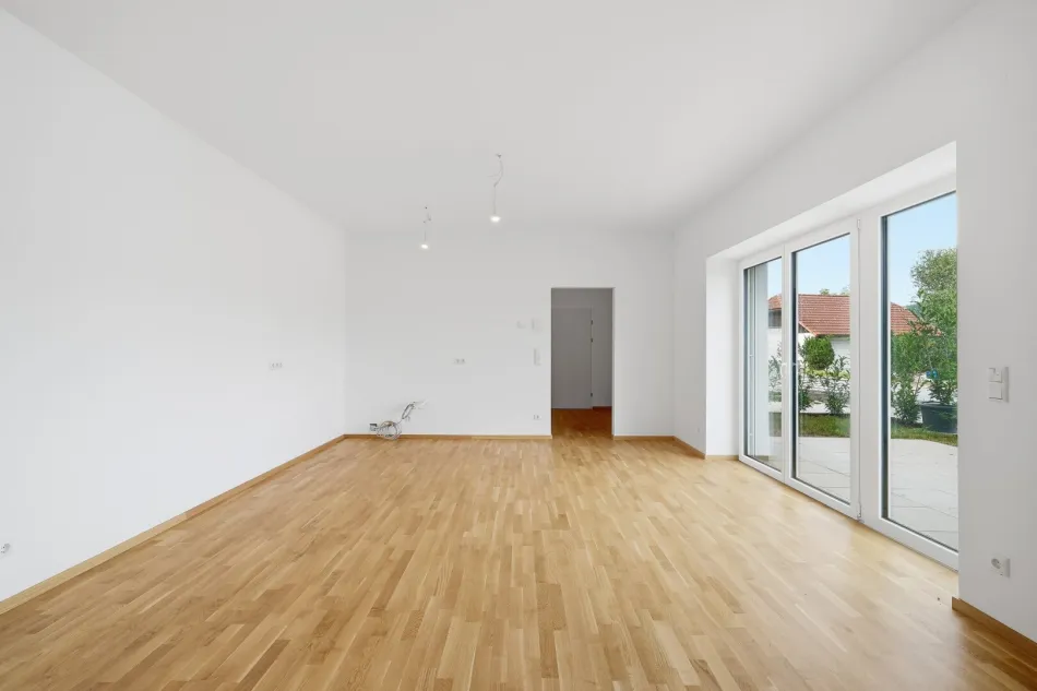 2-Zimmer-Gartenwohnung mit Terrasse und großem Bad in Reichenau - Bild