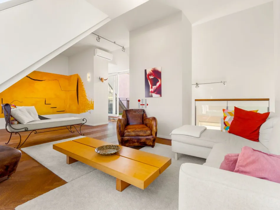 Lage! Lage! Lage! Heller Atrium-Maisonette mit Ausblickterrasse – New-York-Flair in Wien! - Titelbild
