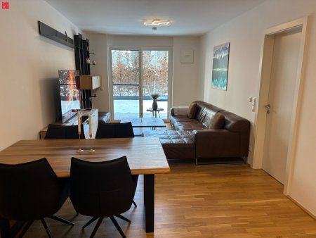 Barrierefreies Wohnglück mit Privatgarten: Ihr exklusiver Logenplatz im Herzen von Wels!