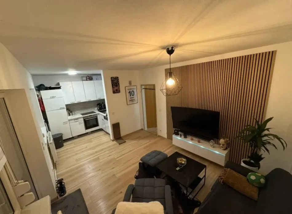 Perfekte Gartenwohnung in Liebenau mit Tiefgarage - Bild