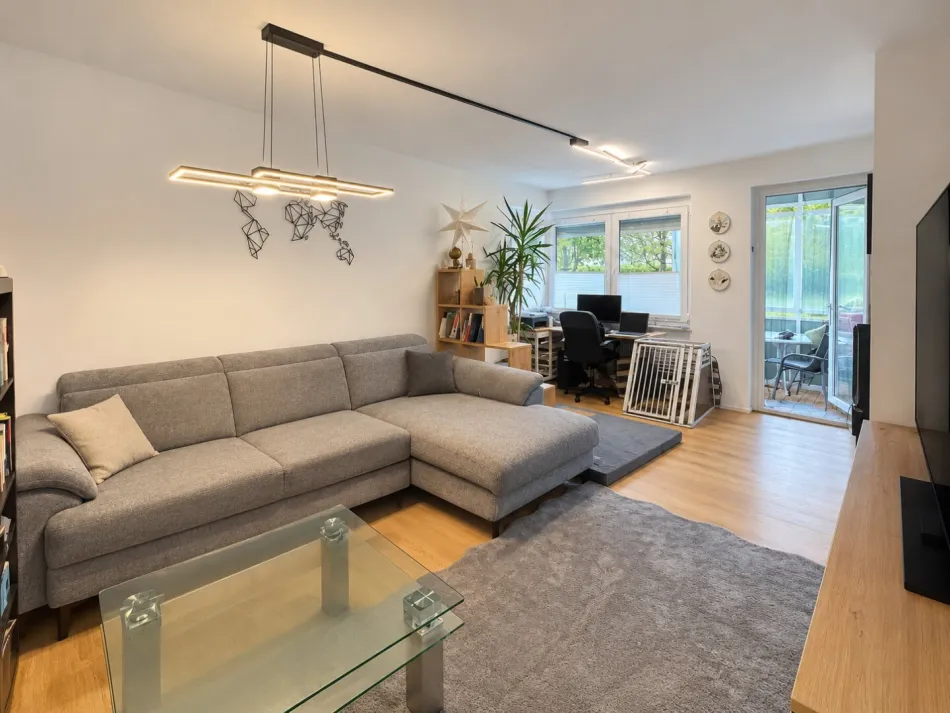 Modernisierte 3 Zimmer Wohnung in Vöcklabruck - Titelbild