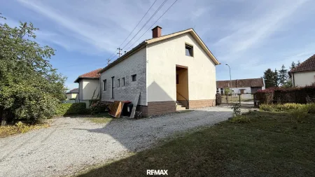 Zufahrt zur Garage
