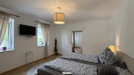 Elternschlafzimmer mit Schrankraum