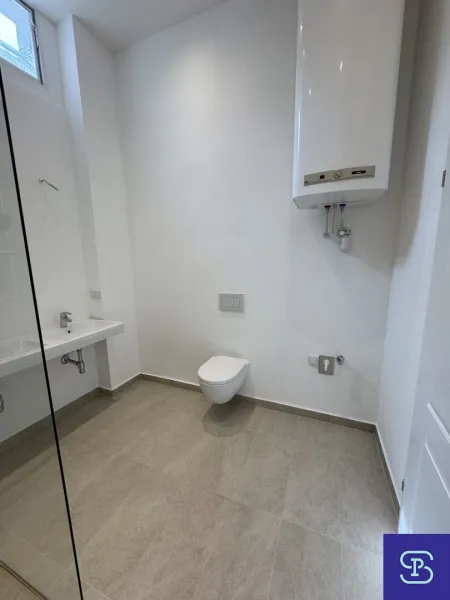 Badezimmer 2