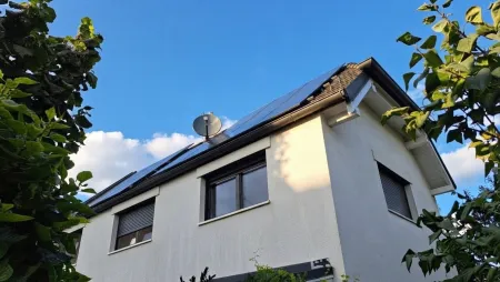 Eck Haus inkl. Photovoltaikanlage