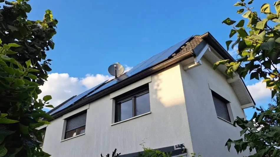Eck Haus inkl. Photovoltaikanlage