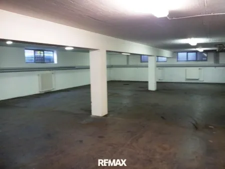 Lager / Büro in Hallwang zu vermieten