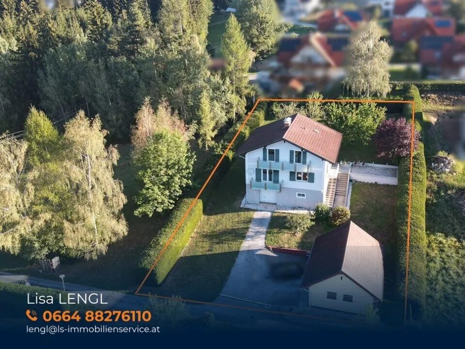 Einzugsbereites Einfamilienhaus auf großzügigem 1.817 m² Grundstück mit herrlicher Aussicht und Blick auf die Berge! - Titelbild