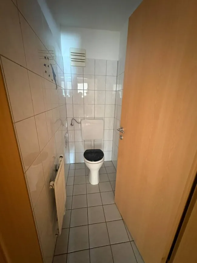Helle 3-Zimmer-Wohnung mit Carport und Kellerabteil in Unterrohr - Bild
