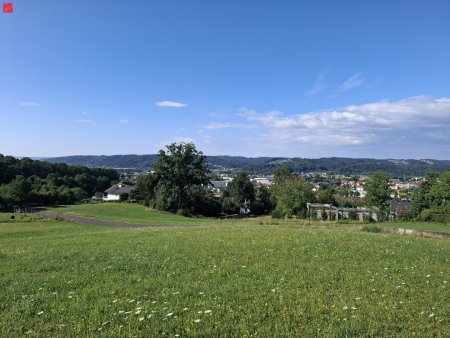 Premium-Baugrundstück in Bestlage mit Panorama und Privatsphäre
