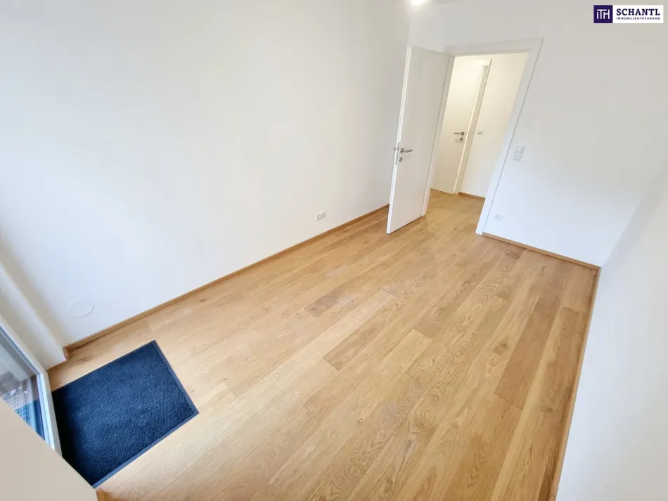 Fire Sale! Absolute Ruhelage mit Terrasse im Innenhof! Innovative Erdwärme + Perfekt aufgeteilte 3 Zimmer + Hochwertige Ausführung + Tiefgarage + Nachhaltig investiert! Jetzt zugreifen! - Bild