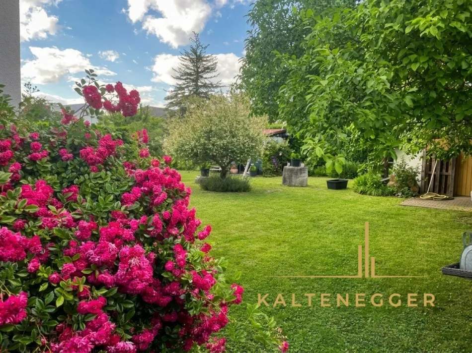 Großzügiges Einfamilienhaus mit besonderem Raumgefühl und schönem Garten - Bild