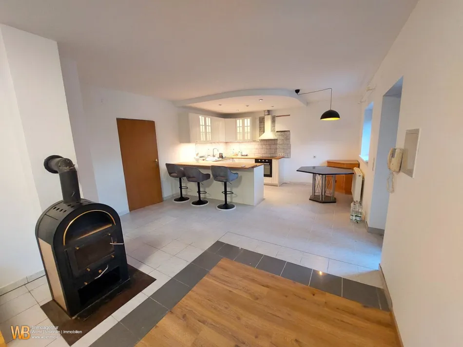 Singlewohnung + Ruhelage + Garten + Garage + Pool optional - Titelbild