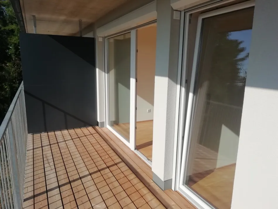 Top-Neubauwohnung | Balkon mit Fernblick | Garage - Bild
