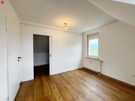 Modernes Wohnen auf zwei Ebenen: Helle Maisonette mit privatem Garten!