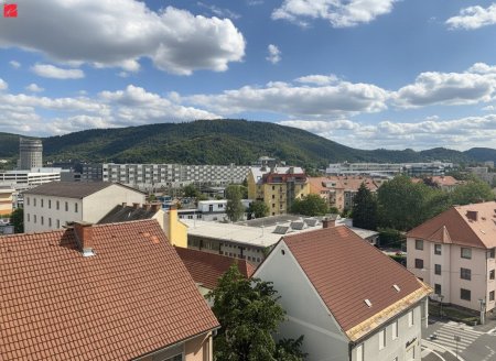 Traumhafte Wohnung mit Blick auf den Plabutsch für 2000€/m2!